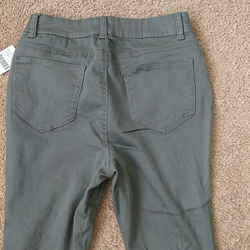 Gray Jeans - Picture 2 of 4